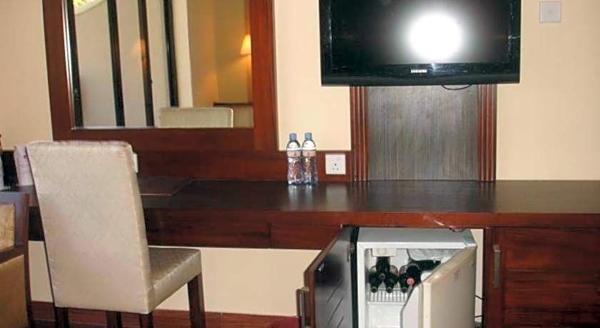 Devon Hotel