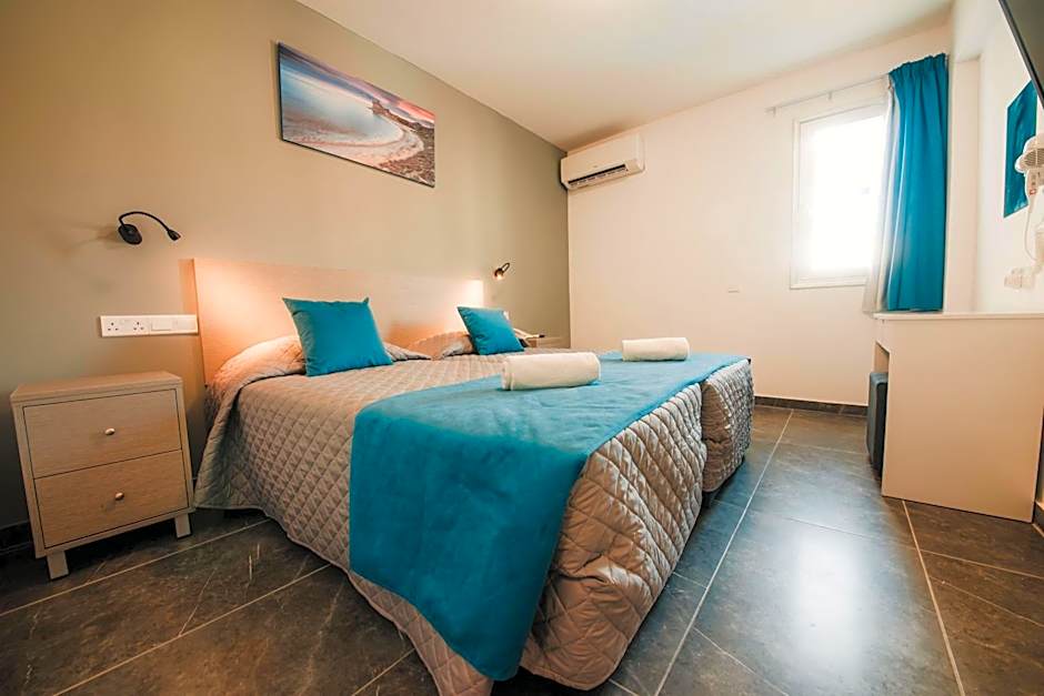 A Maos Hotel Apartments