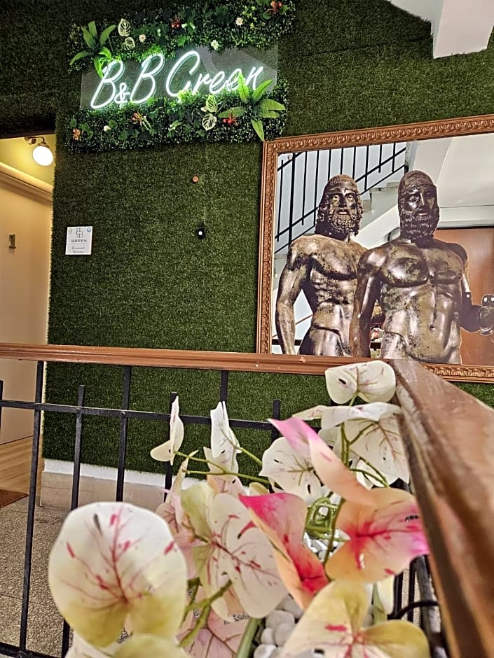B&B Green