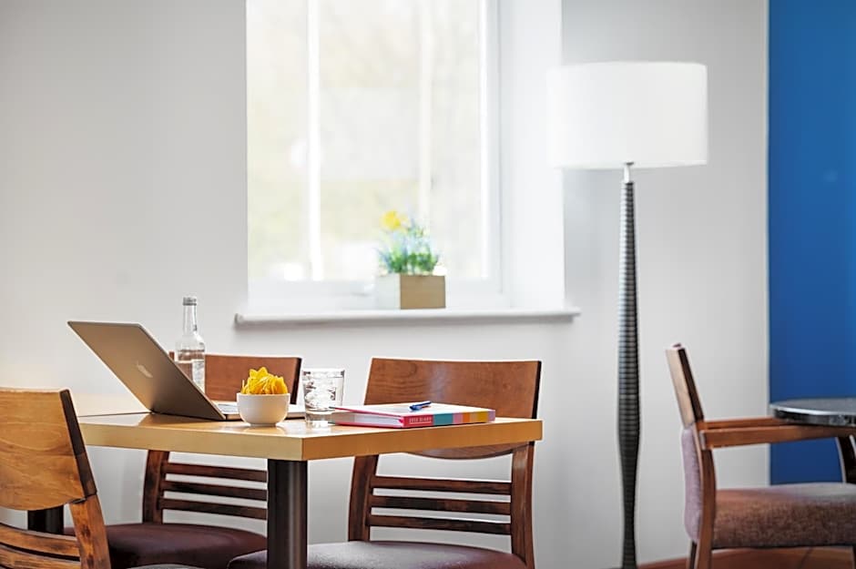 Holiday Inn Express Braintree By IHG