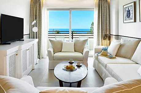 Sea View Suite for 4 Adults