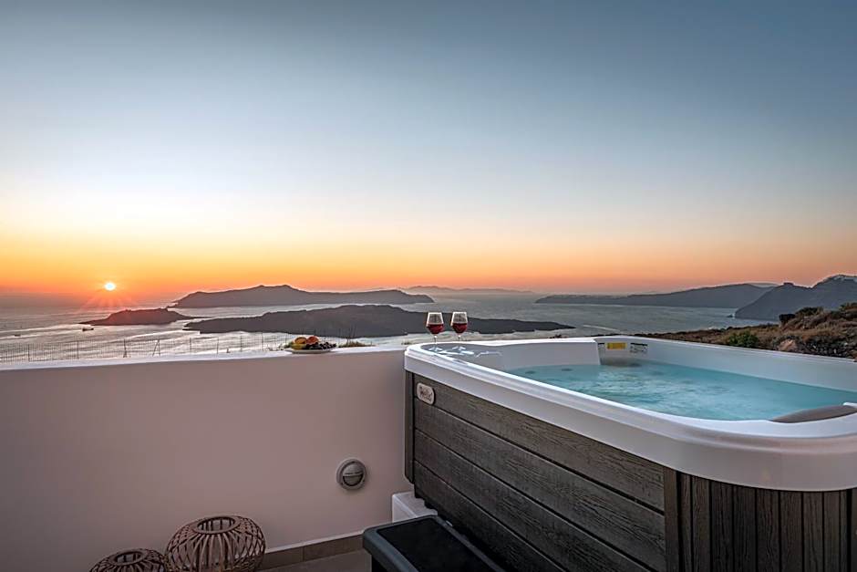 Caldera Stories private suites