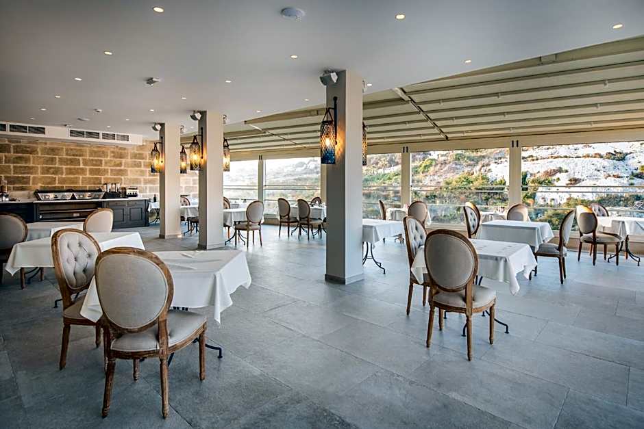 Cesca's Boutique Hotel