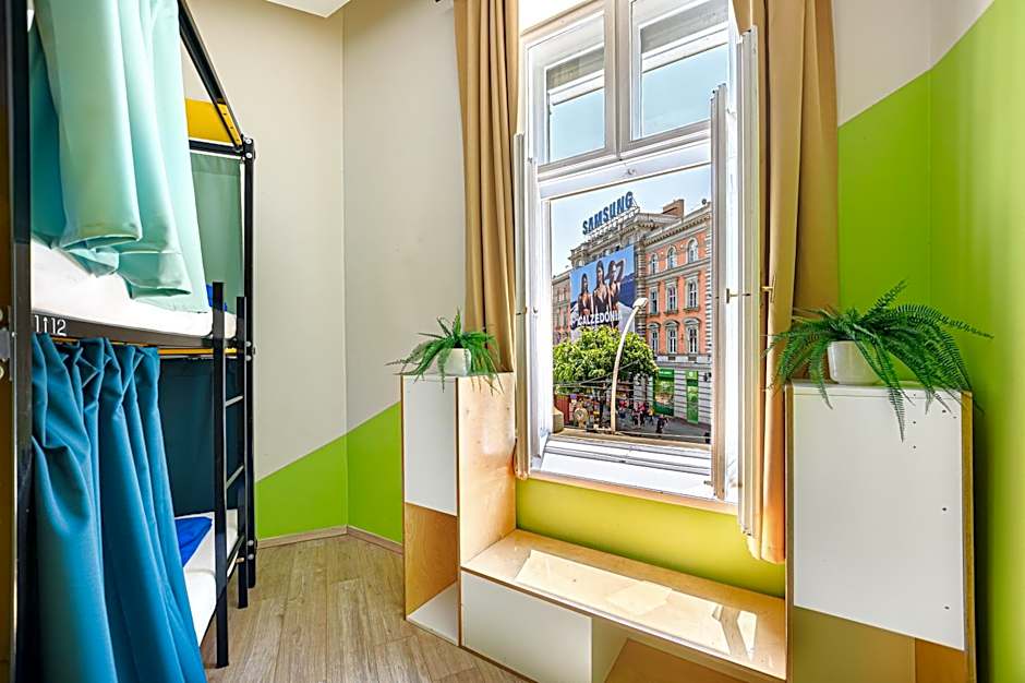 Avenue Hostel
