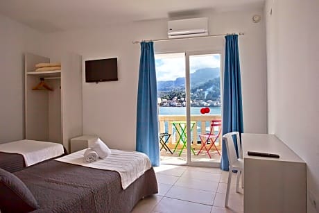 Superior Double or Twin Room with Balcony and Sea View