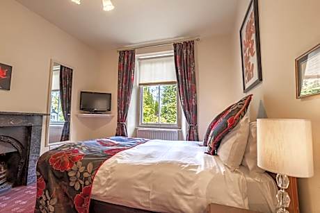 Small Country House Double