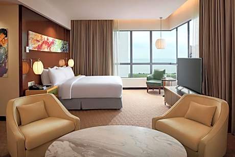 Junior King Suite
