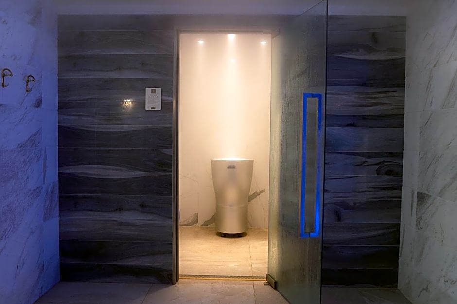 Wellness Santa Hotel - adults plus12