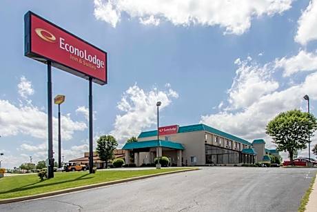 Econo Lodge Inn & Suites Joplin