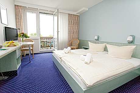 Classic Single Room with Balcony