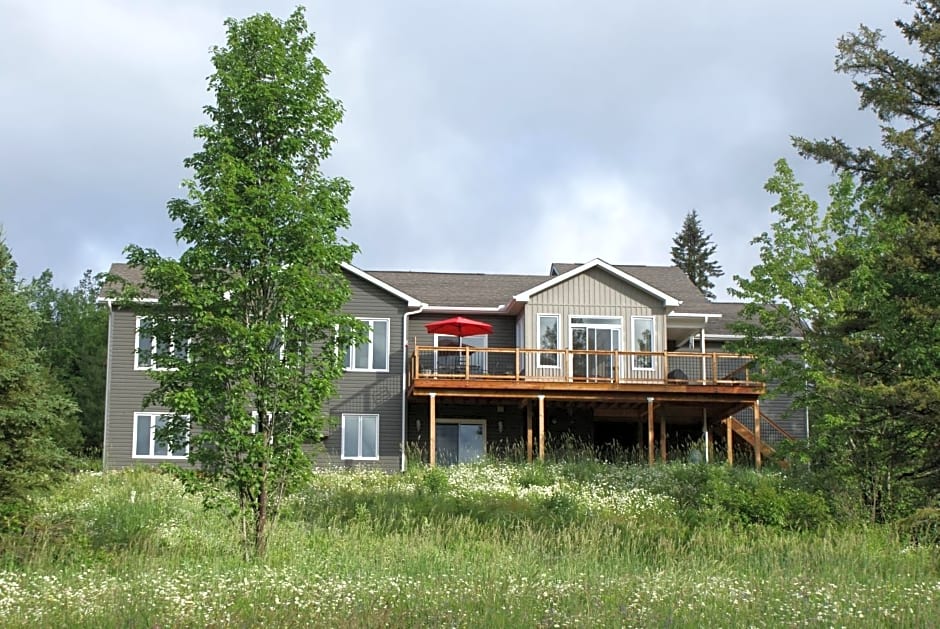 Top of Algonquin Bed and Breakfast