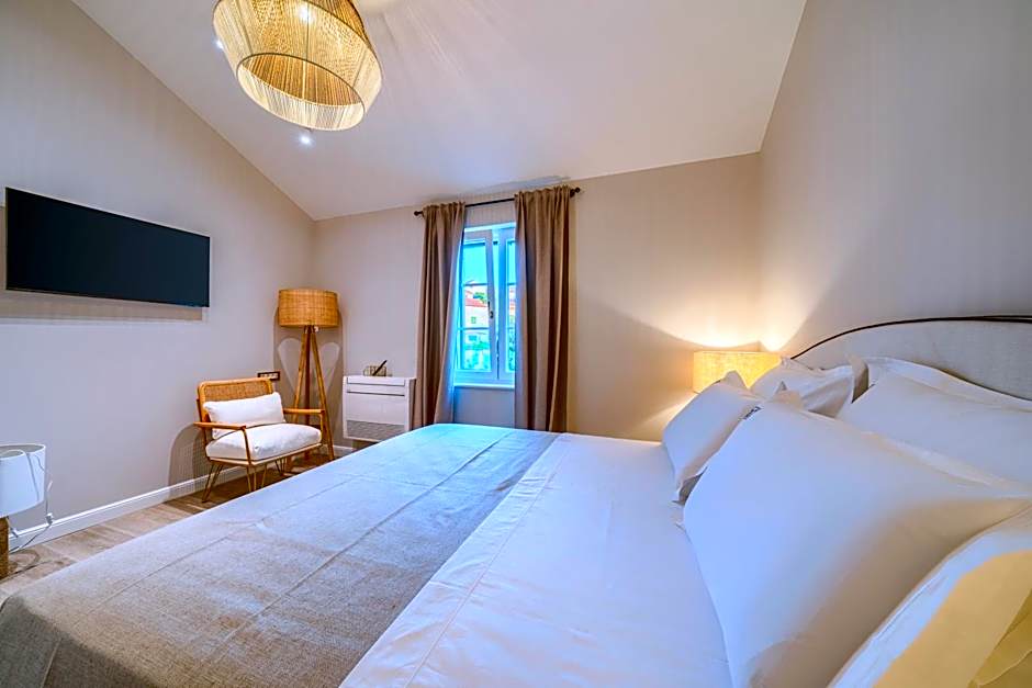 Hotel Brattia, Adults Only