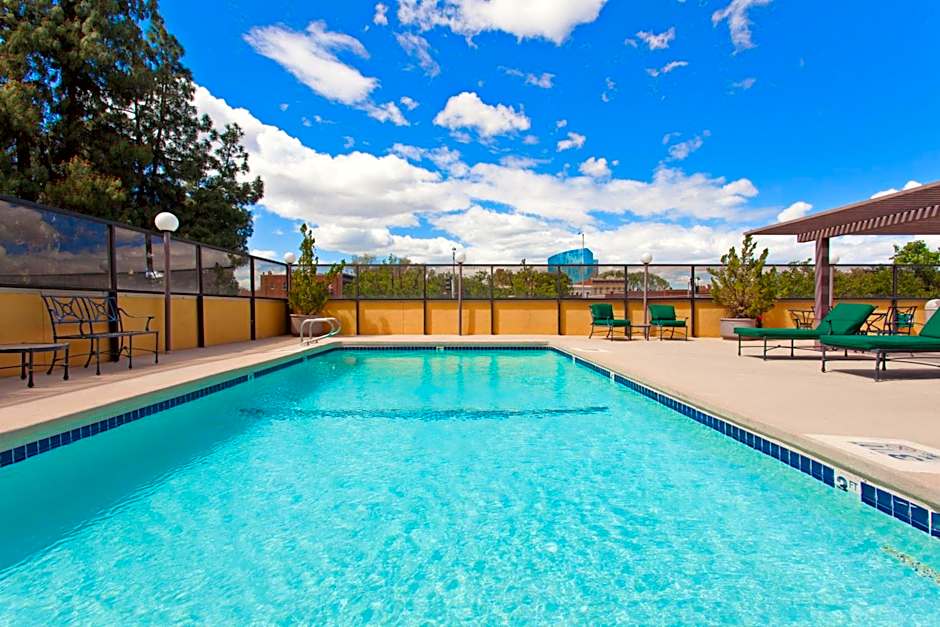 Holiday Inn Sacramento-Capitol Plaza By IHG