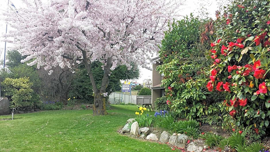 Fairway Motel & Apartments