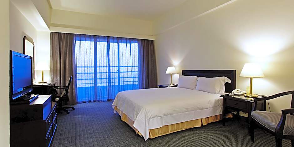 Metro Hotel