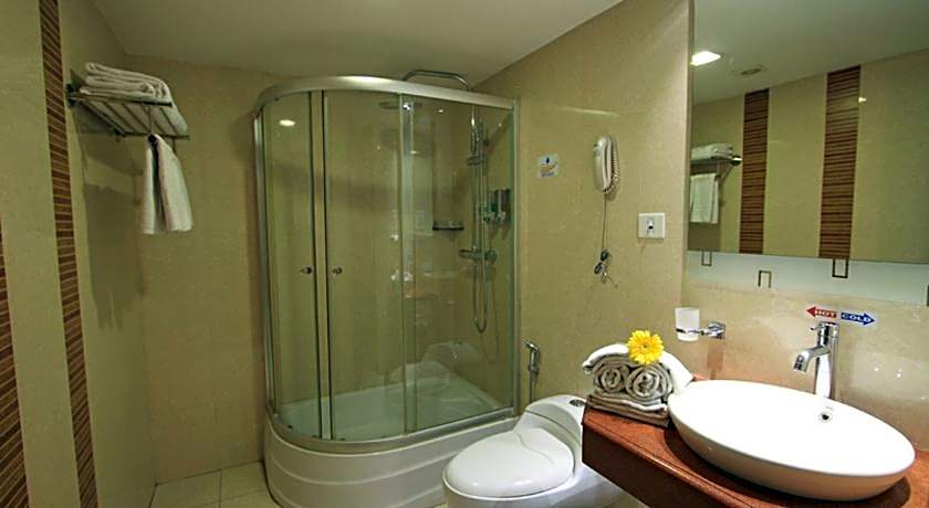 Parijatha Gateway Hotel