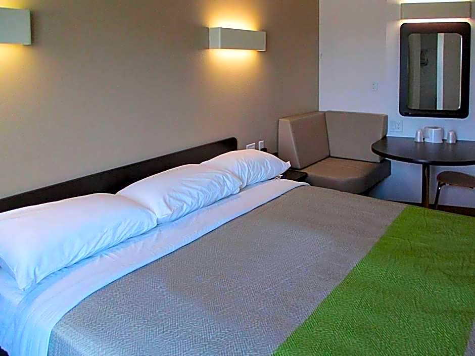 Studio 6-Lubbock, TX - Medical Center