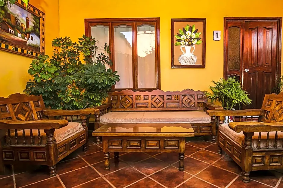 OYO Posada De Los Angeles