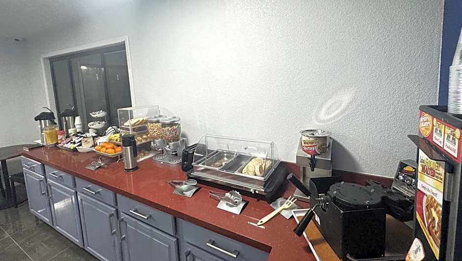 Xecutive Inn and Suites