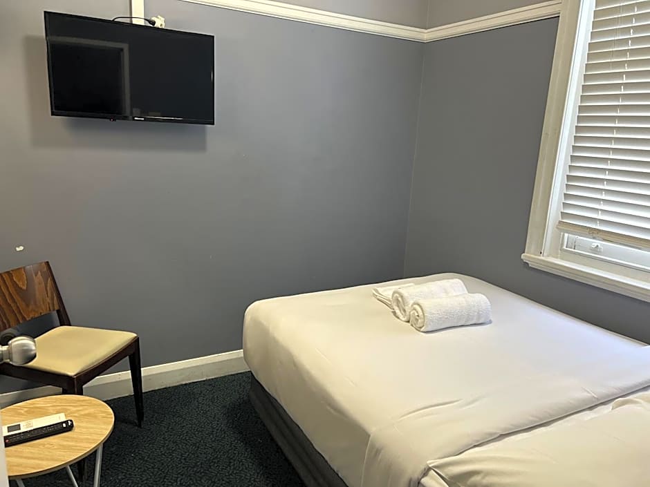 Swansea Hotel