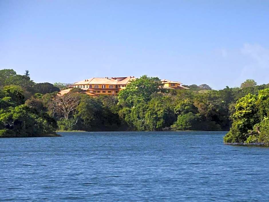 Meliá Panama Canal