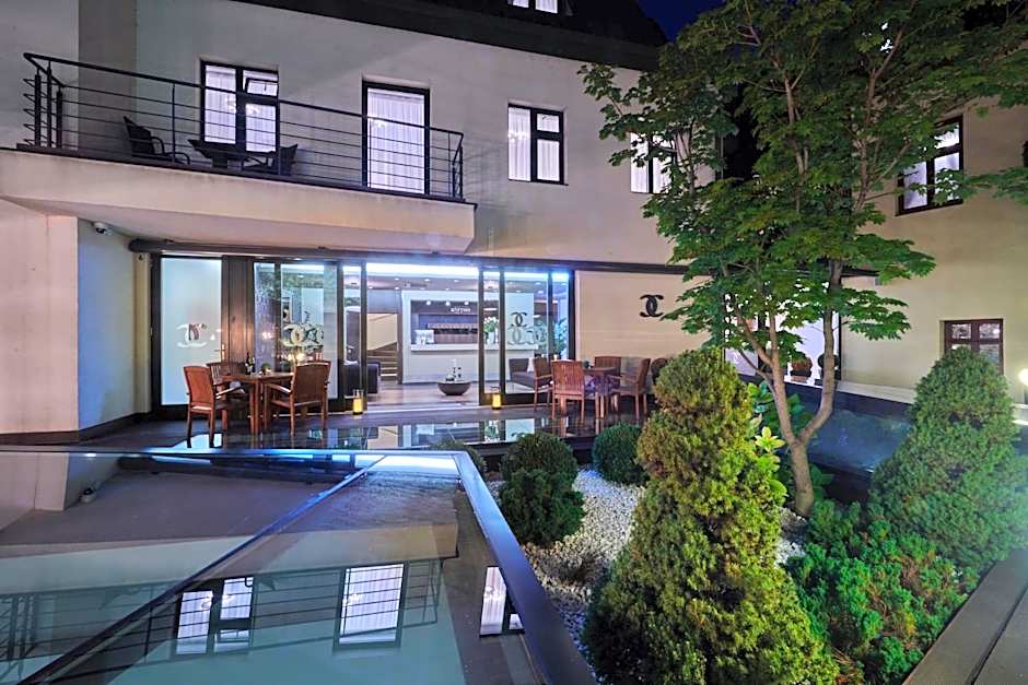 Boutique Hotel Chrysso