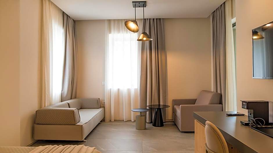 Alissachni SeaSide Hotel