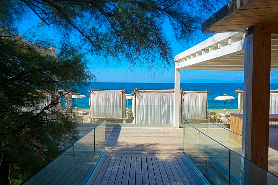 Praia Art Resort - Small Luxury Hotels of the world