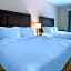 Comfort Inn & Suites Pittsburgh-Northshore