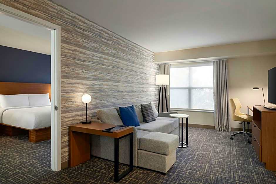 Residence Inn by Marriott Indianapolis Airport
