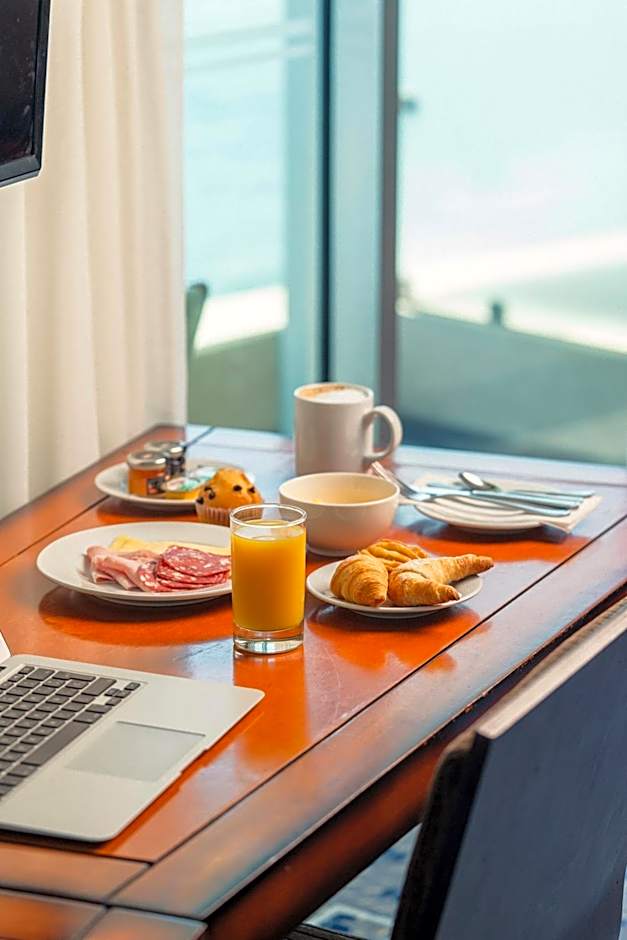Sheraton Miramar Hotel & Convention Center