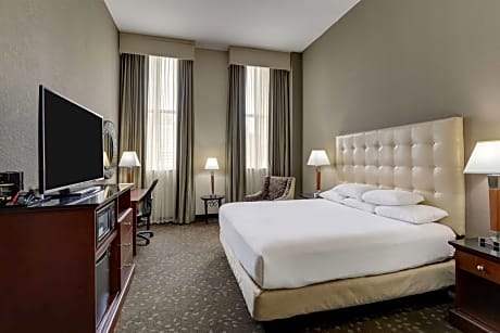 Deluxe King Room