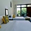 SPOT ON 2426 Hotel Aget Jaya Ii