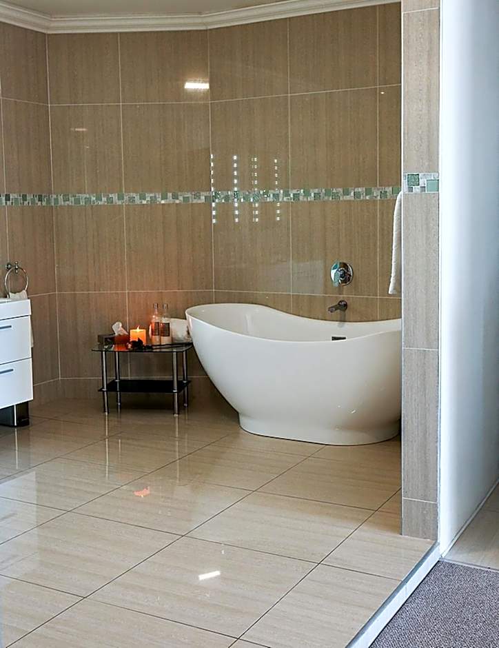 Misty Waves Boutique Hotel