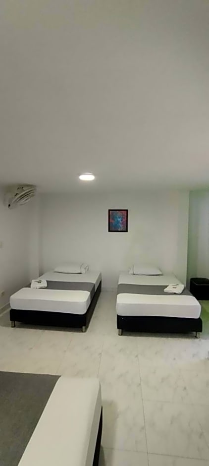 Ayenda 1230 Paradise Lleras