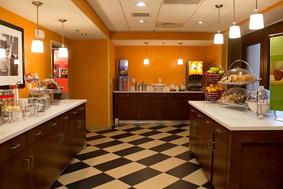 Hampton Inn & Suites Harrisburg