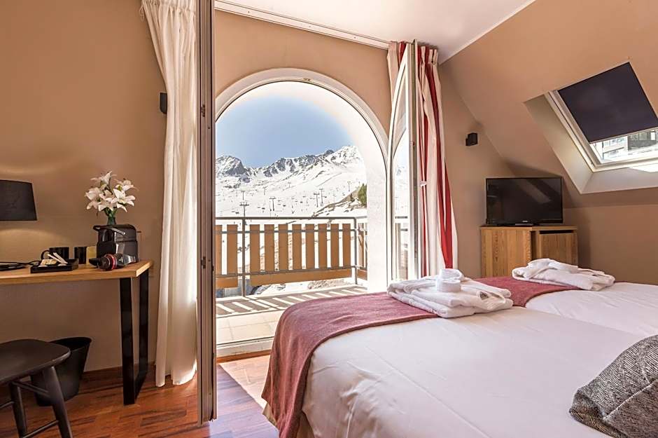 Hotel Grand Pas by Nexta