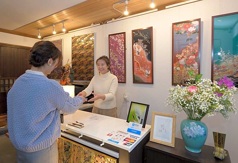 西陣之郷 NISHIJIN NO SATO "Kyoto's Best, 77 installations! 100yrs Off Grid Amazing Smart Townhouse"