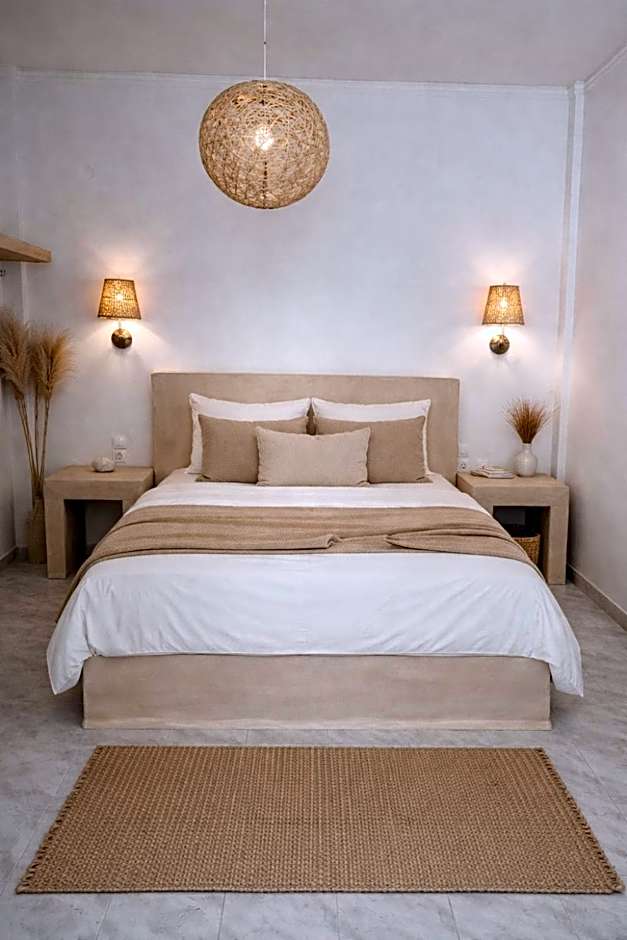 Noème Santorini