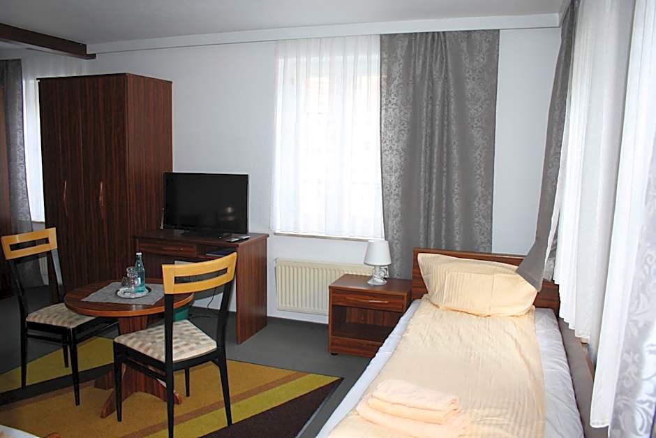 Hotel & Restaurant Aragwi