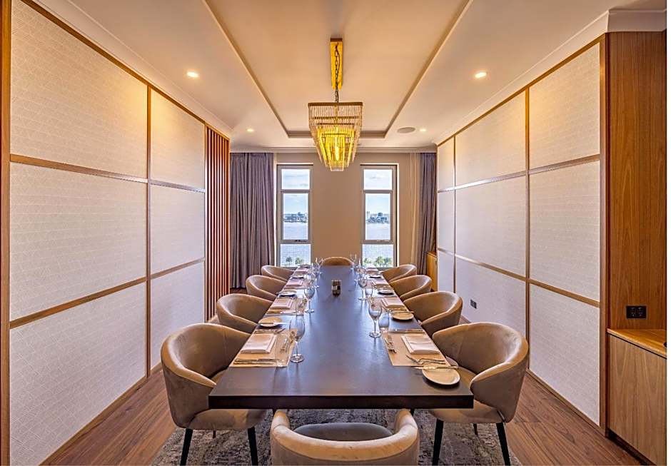 Duxton Hotel