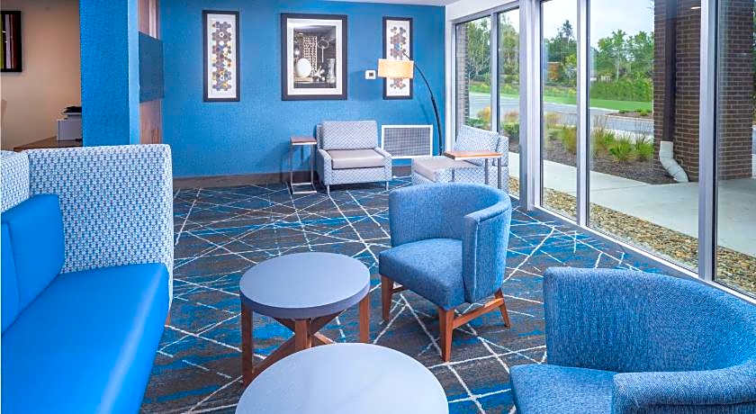 Holiday Inn Express & Suites Brevard - City Center By IHG