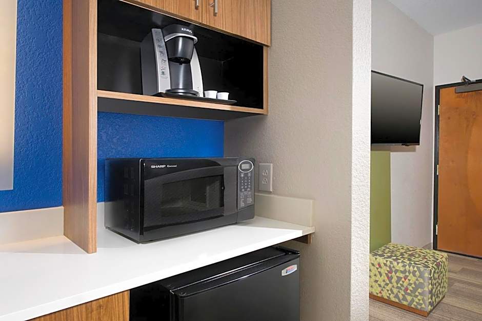 Holiday Inn Express & Suites San Antonio - Downtown Market Area By IHG