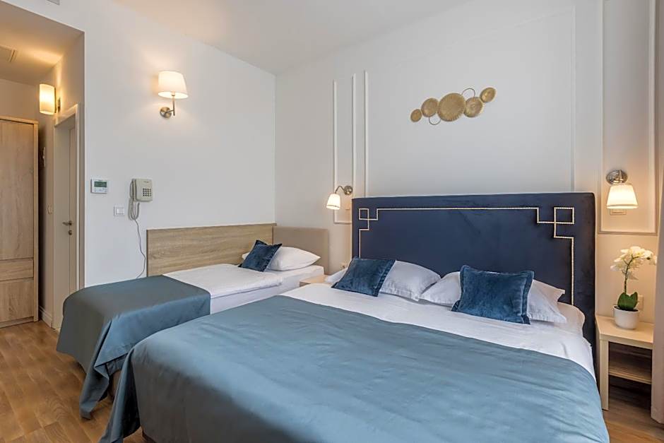 Annex building of Art Hotel