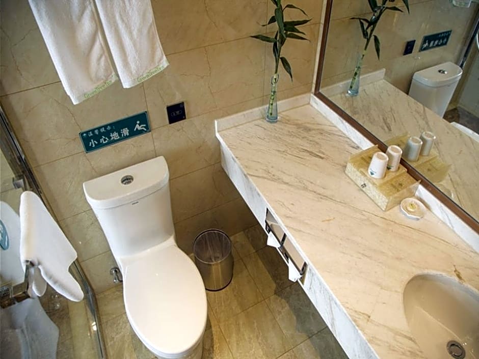 GreenTree Inn Fuyang Linquan County Economic Development Zone Xingye Road Branch