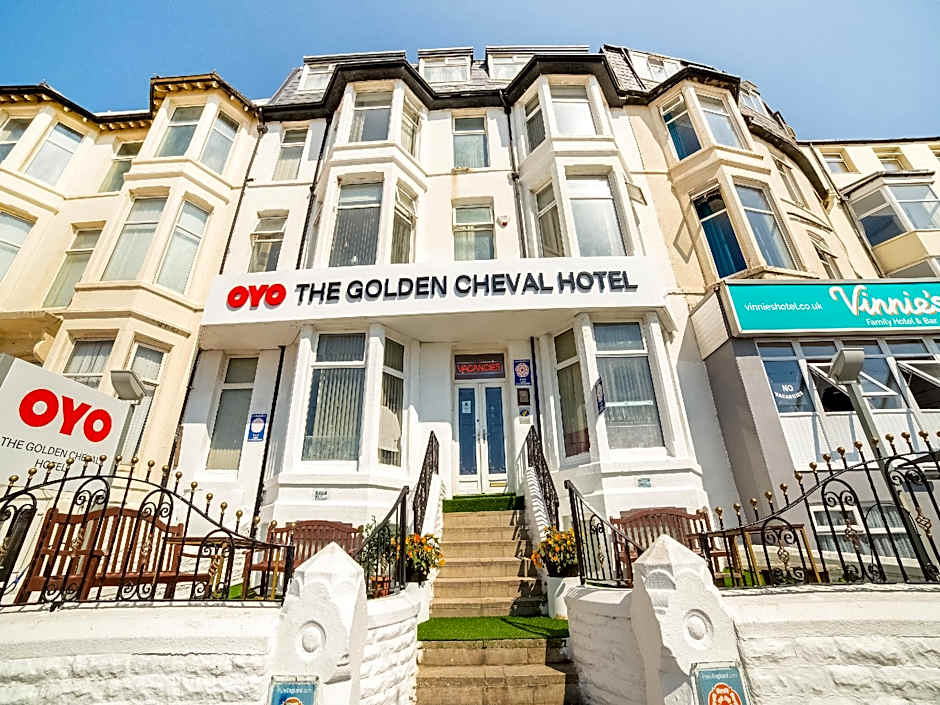 OYO The Golden Cheval Hotel & Shisha Bar