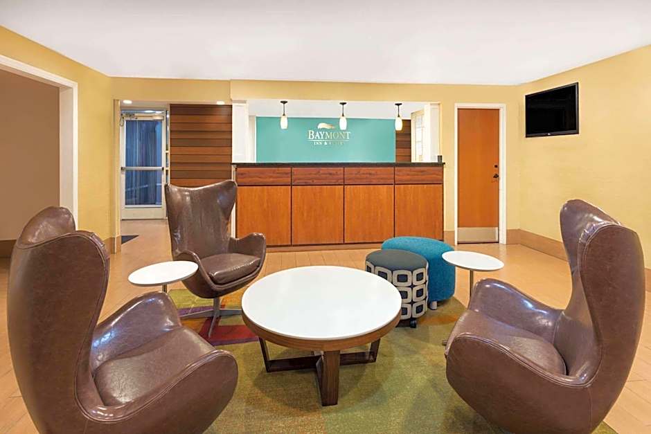 Baymont by Wyndham Savannah Midtown