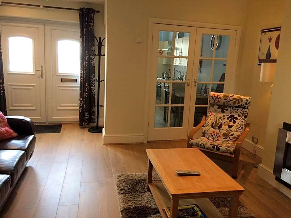 Wheatlands Lodge Hotel