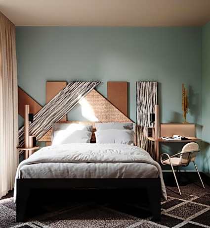 Two Adjacents Double Rooms