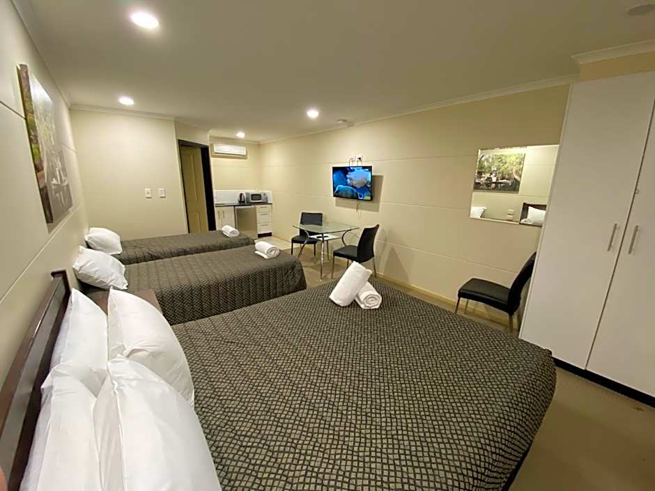 Balranald Club Motel